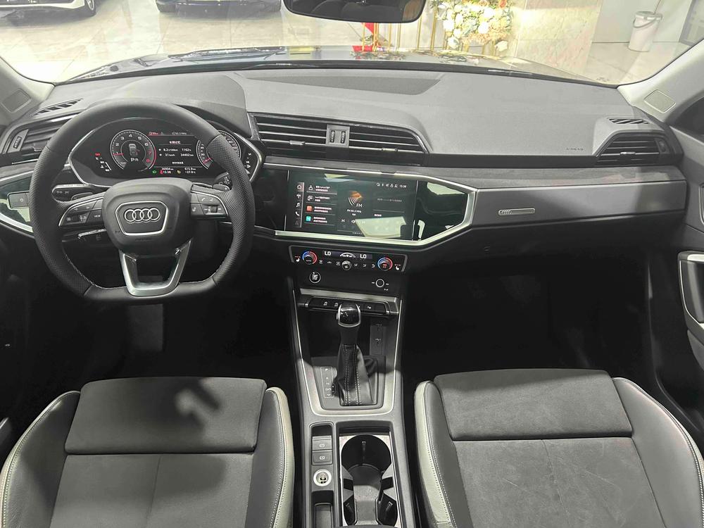 Audi Q3 2022 #18 Audi Q3 2022 car image #18