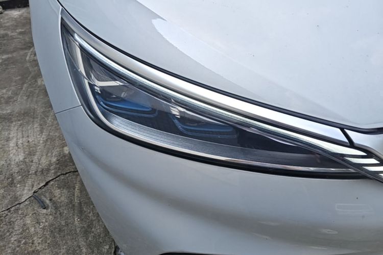 BYD Yuan Plus 2023 immagine di auto #8