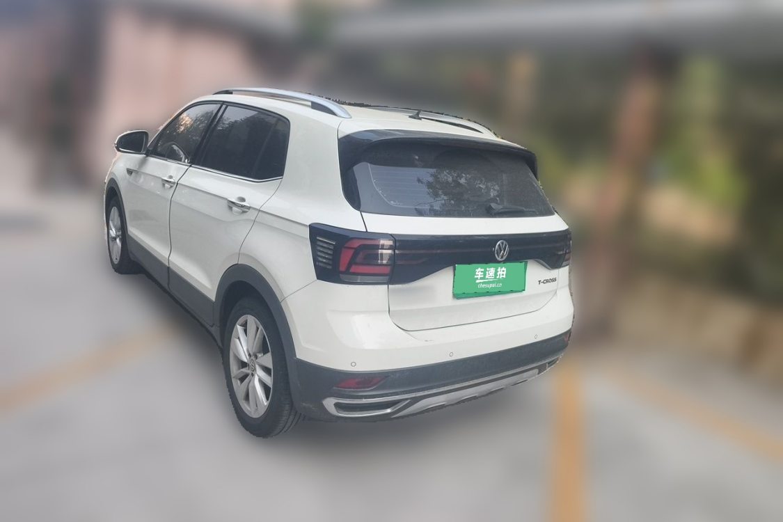 Volkswagen T-Cross 2020 car image #3
