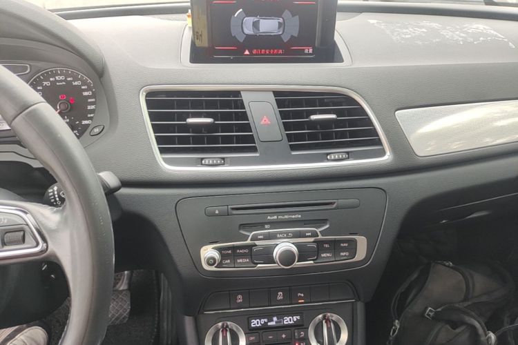 Audi Q3 2015 #17 Audi Q3 2015 immagine di auto #17