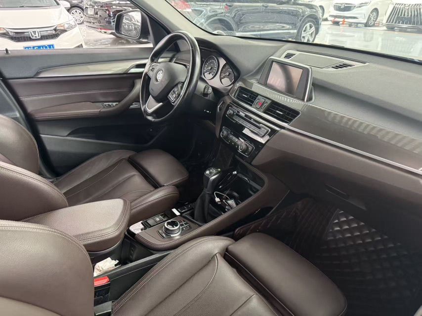 BMW X1 New Energy 2017 #7 BMW X1 New Energy 2017 immagine di auto #7