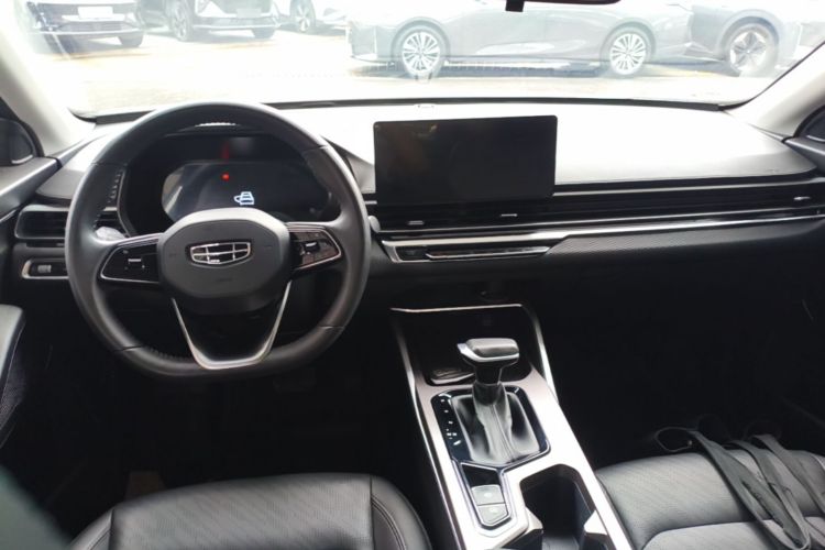 GEELY Emgrand 2023 car image #10
