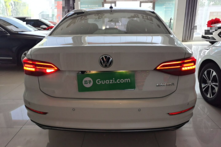 Volkswagen Lavida 2019 #6 Volkswagen Lavida 2019 car image #6