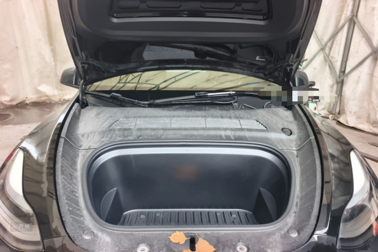Tesla Model Y 2022 #22 Tesla Model Y 2022 car image #22