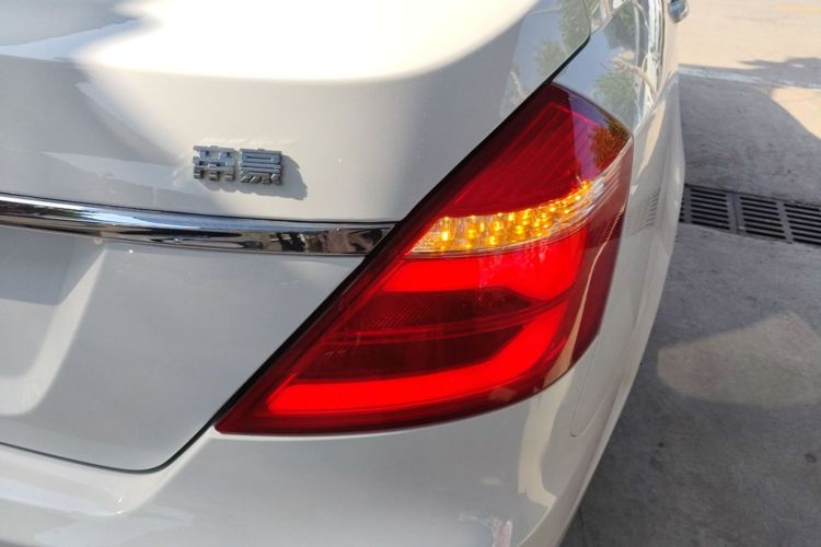 GEELY Emgrand 2017 car image #8