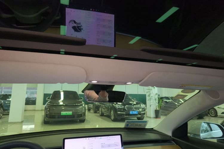 Tesla Model 3 2020 #18 Tesla Model 3 2020 car image #18