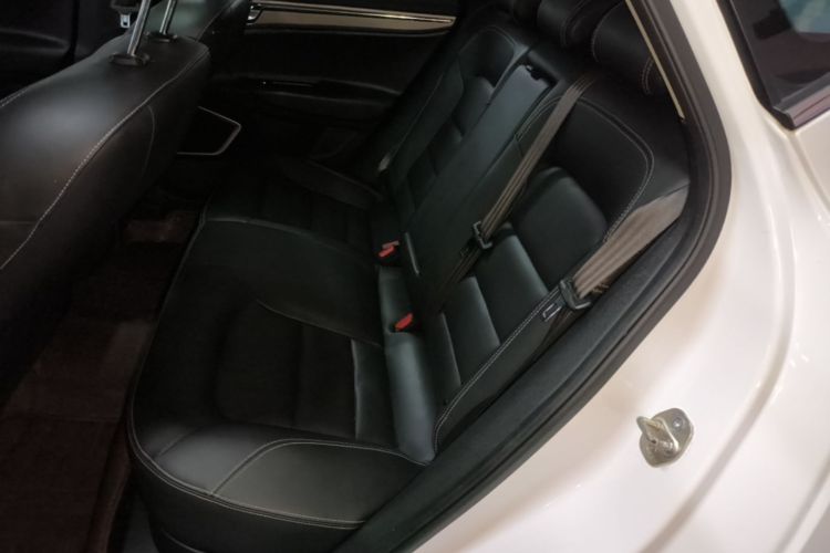 GEELY Emgrand GS 2017 #13 GEELY Emgrand GS 2017 car image #13