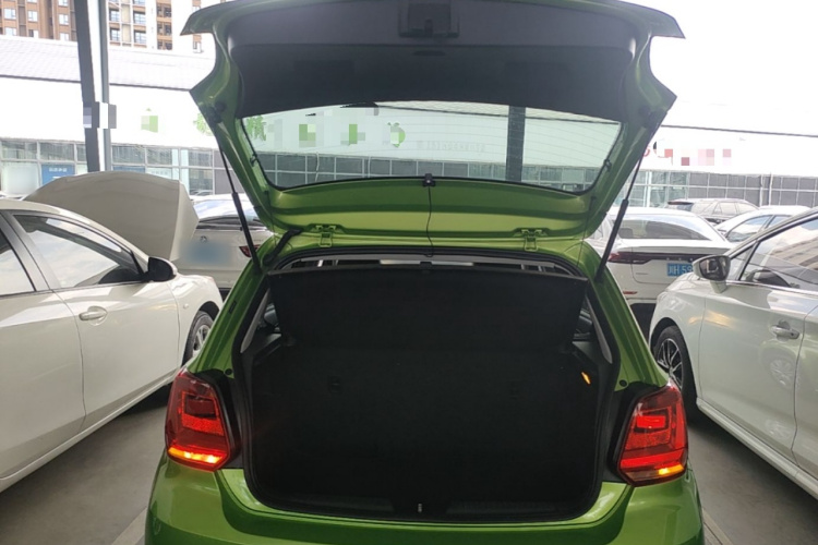 Volkswagen Polo 2017 #19 Volkswagen Polo 2017 car image #19