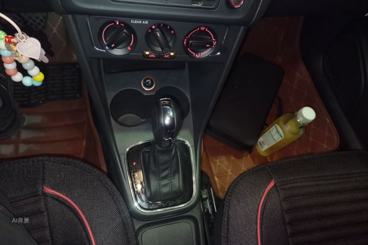 Volkswagen Polo 2017 #16 Volkswagen Polo 2017 car image #16