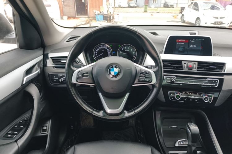 BMW X1 2018 #15 BMW X1 2018 car image #15