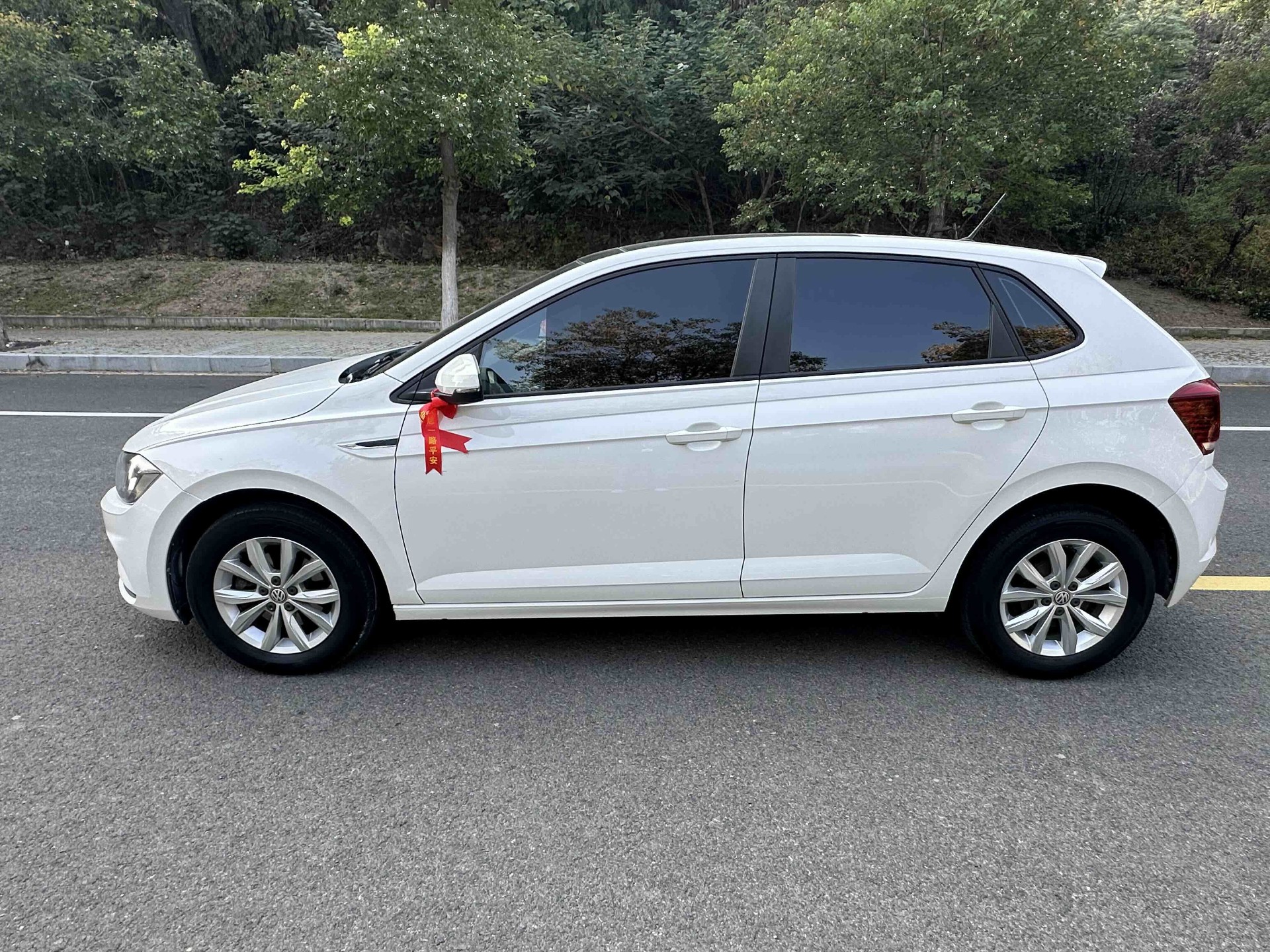 Volkswagen Polo 2021 #4 Volkswagen Polo 2021 صورة سيارة #4