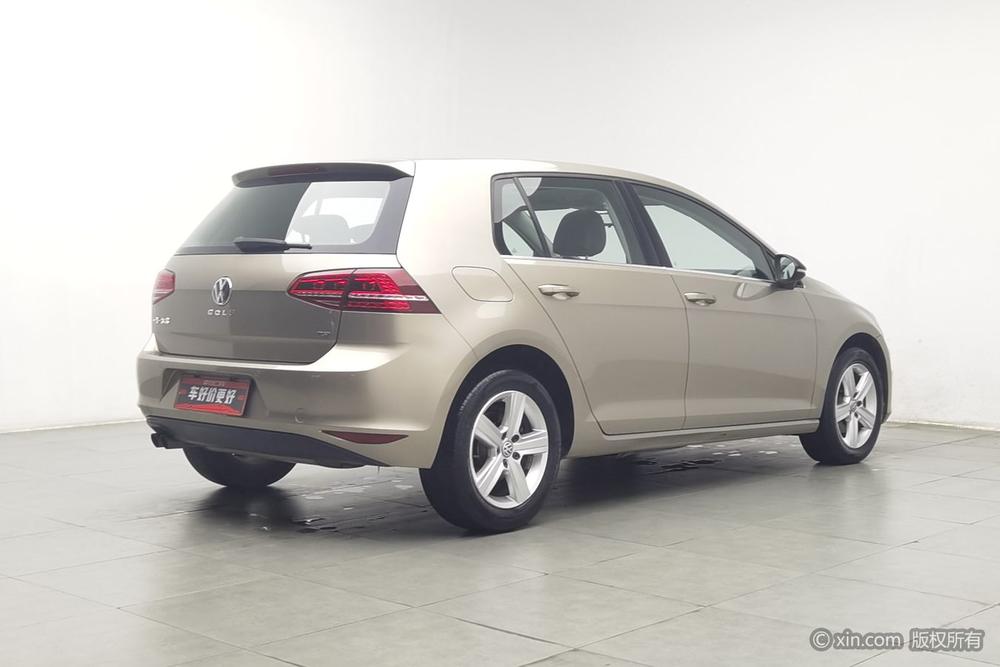 Volkswagen Golf 2017 car image #4