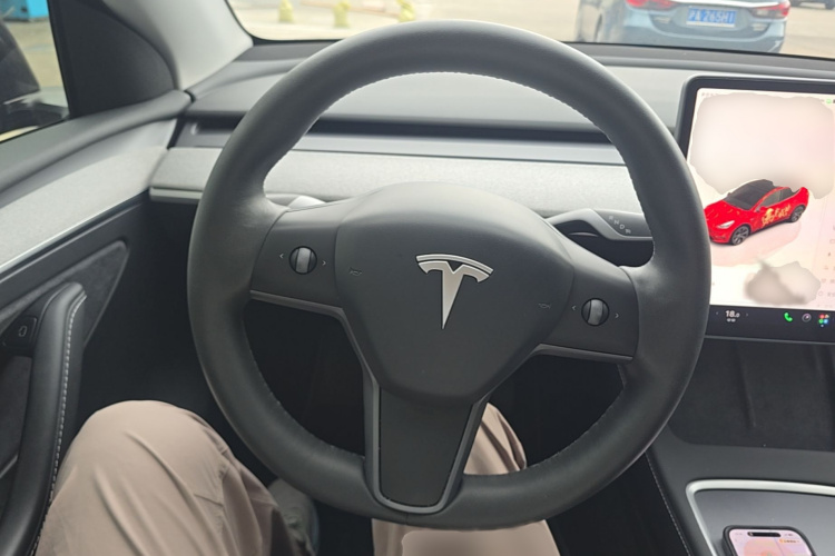 Tesla Model Y 2023 #15 Tesla Model Y 2023 immagine di auto #15