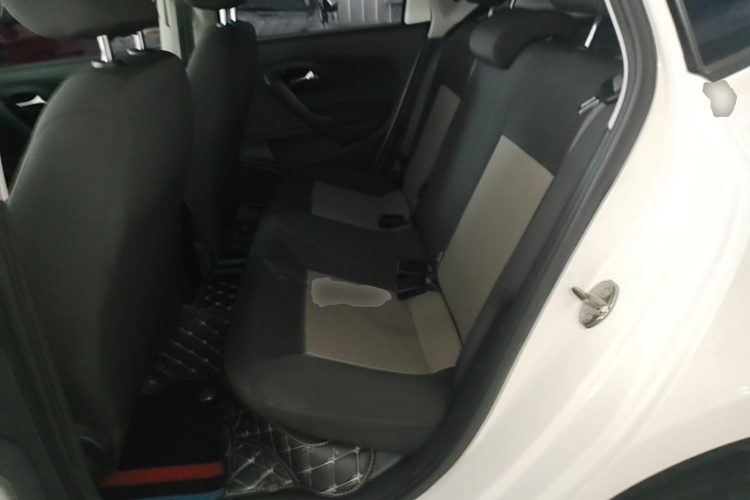 Volkswagen Polo 2019 car image #17