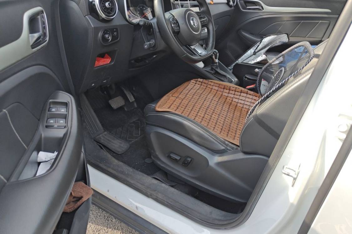 MG ZS 2018 #23 MG ZS 2018 car image #23