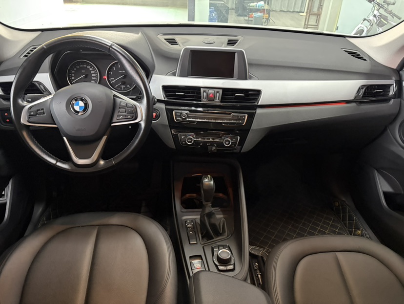 BMW X1 2017 #6 BMW X1 2017 car image #6