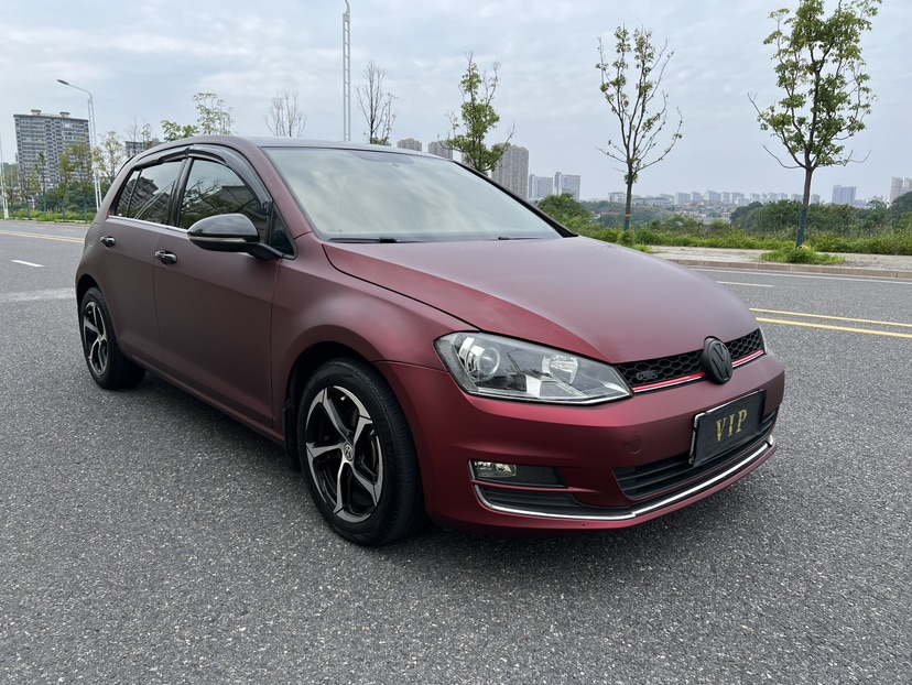 Volkswagen Golf 2014 Volkswagen Golf 2014 car image