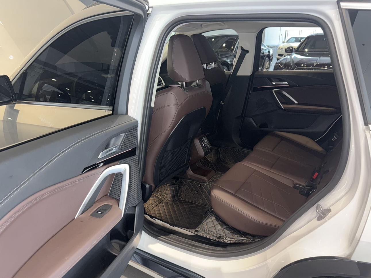BMW X1 2023 car image #10