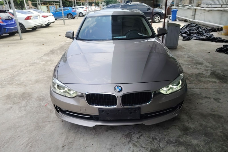 BMW 3 Series 2015 #3 BMW 3 Series 2015 car image #3
