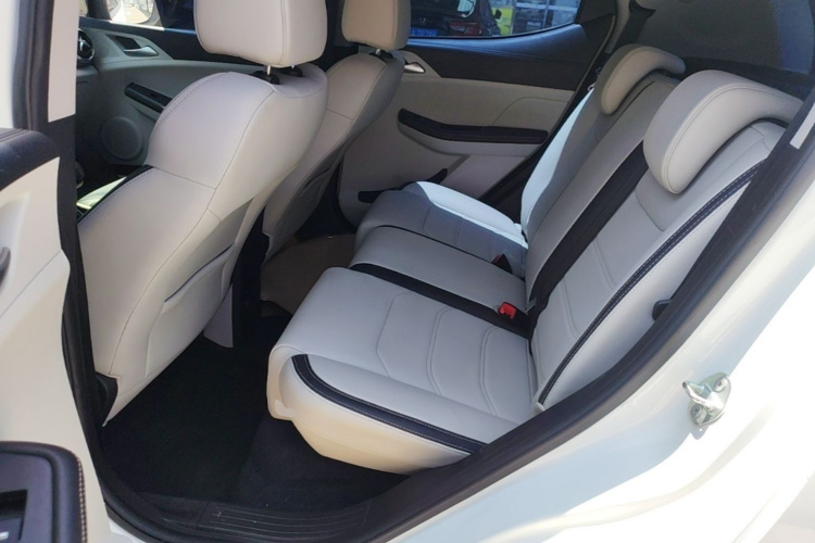 BYD Yuan Pro 2022 #17 BYD Yuan Pro 2022 صورة سيارة #17