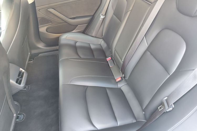 Tesla Model 3 2020 #17 Tesla Model 3 2020 car image #17