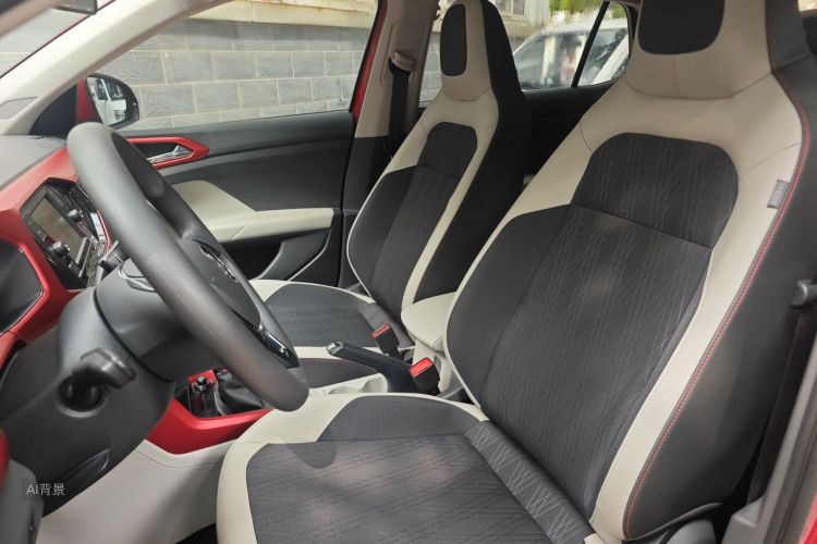 Volkswagen T-Cross 2020 #17 Volkswagen T-Cross 2020 car image #17