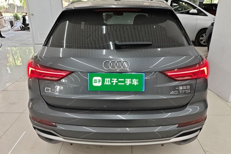 Audi Q3 2020 car image #4