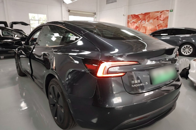 Tesla Model 3 2024 #7 Tesla Model 3 2024 car image #7