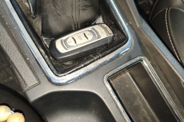 GEELY Emgrand 2016 car image #10