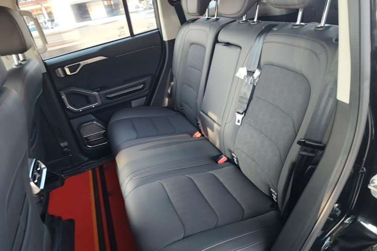 Jetour Traveller 2023 car image #13