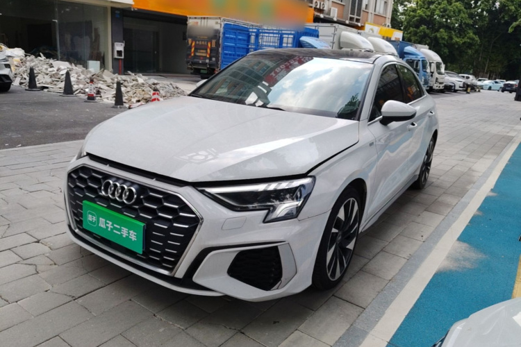 Audi A3 2024 car image #2