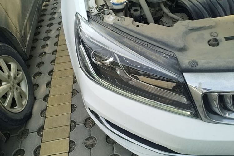 GEELY Emgrand 2020 #8 GEELY Emgrand 2020 car image #8