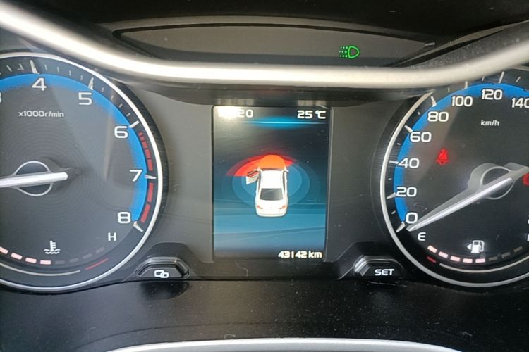 GEELY Emgrand 2019 #12 GEELY Emgrand 2019 car image #12