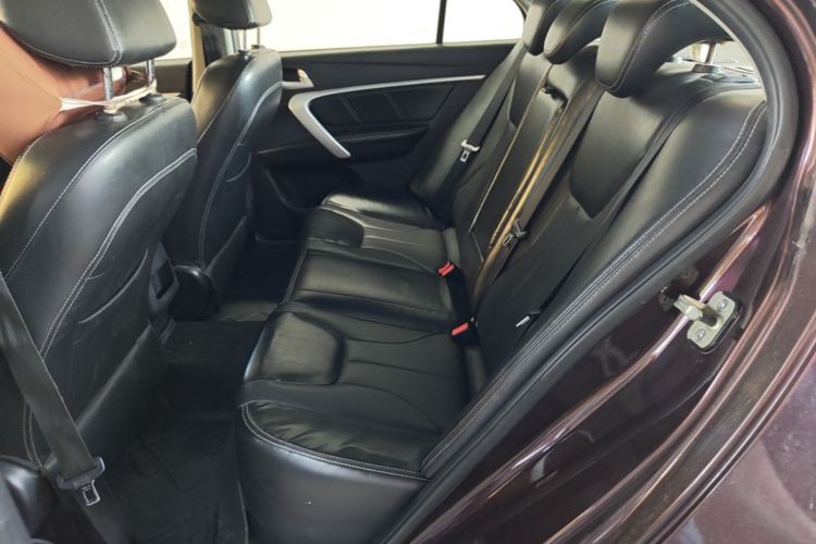 GEELY Emgrand 2016 #19 GEELY Emgrand 2016 صورة سيارة #19