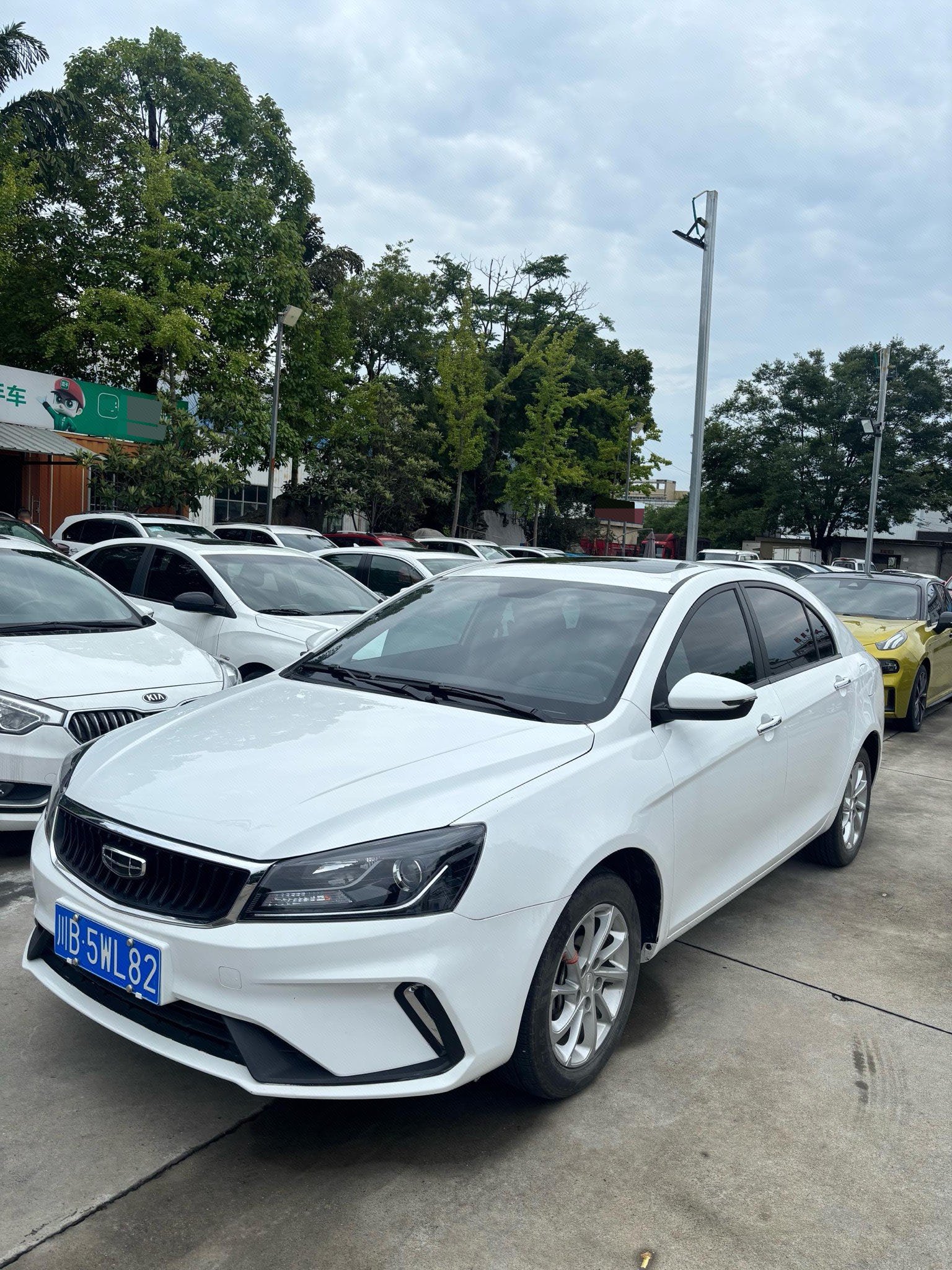 GEELY Emgrand 2021 GEELY Emgrand 2021 car image