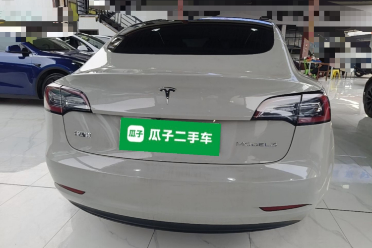 Tesla Model 3 2020 #6 Tesla Model 3 2020 صورة سيارة #6