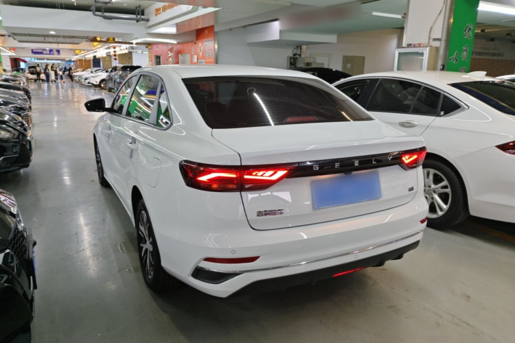 GEELY Emgrand 2023 #5 GEELY Emgrand 2023 car image #5