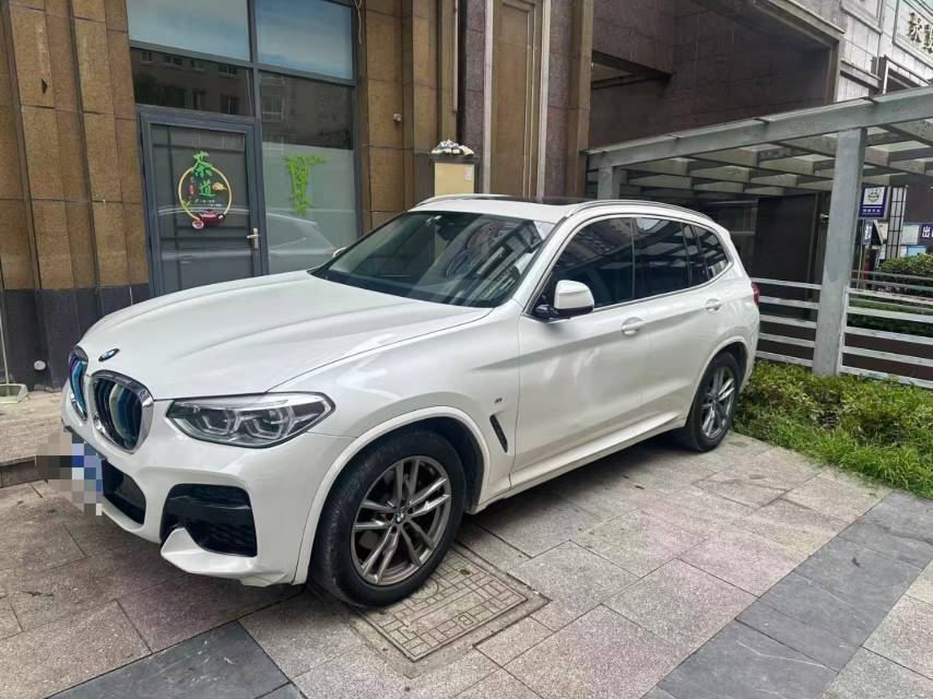 BMW X3 2021 BMW X3 2021 car image