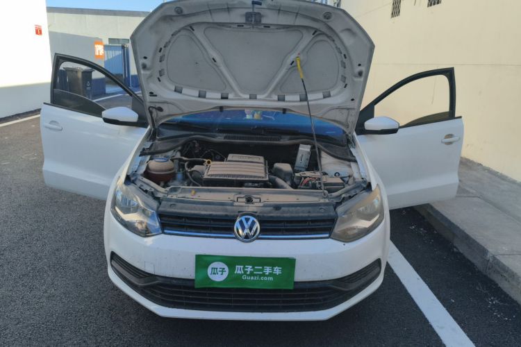 Volkswagen Polo 2019 car image #18