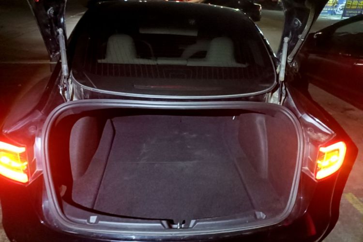 Tesla Model 3 2020 #21 Tesla Model 3 2020 صورة سيارة #21