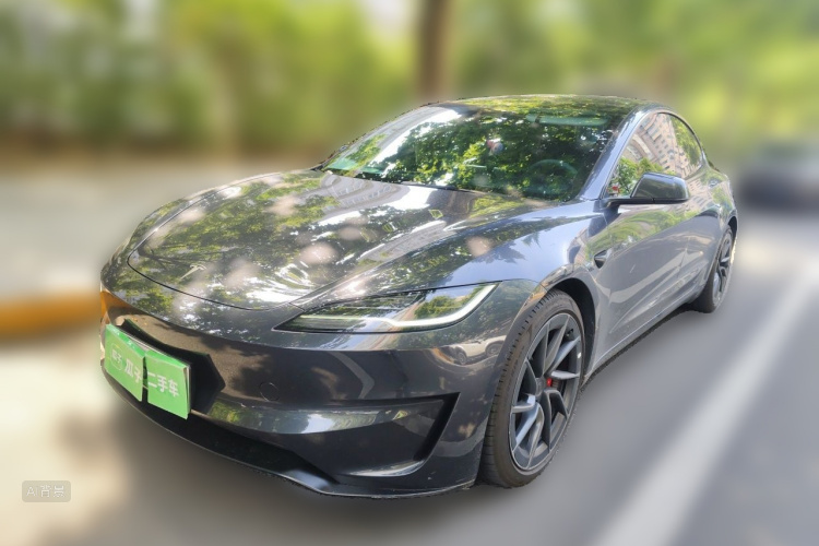 Tesla Model 3 2025 #2 Tesla Model 3 2025 car image #2