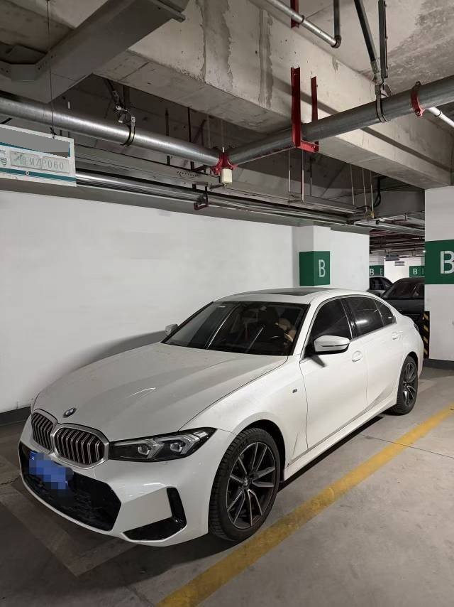 BMW 3 Series 2023 car image 