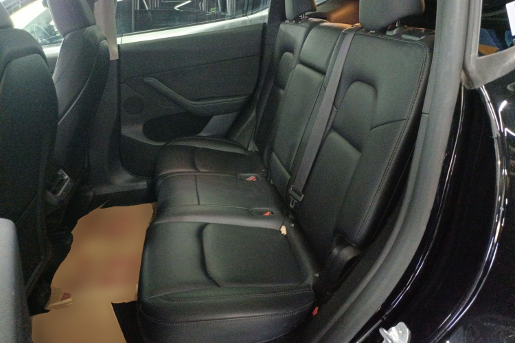 Tesla Model Y 2023 #17 Tesla Model Y 2023 car image #17