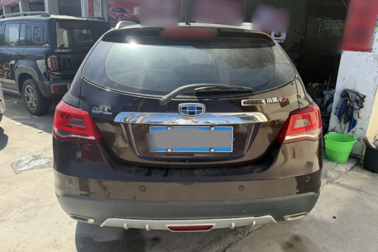 GEELY Emgrand 2017 صورة سيارة #6