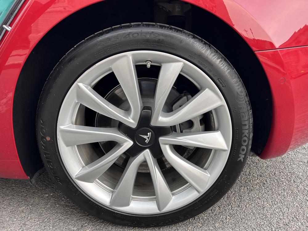 Tesla Model 3 2020 car image #5