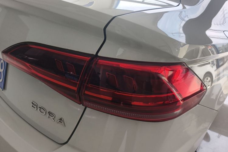 Volkswagen Bora 2025 car image #8