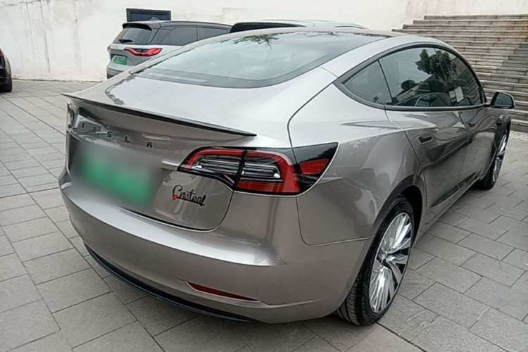 Tesla Model 3 2021 car image #5