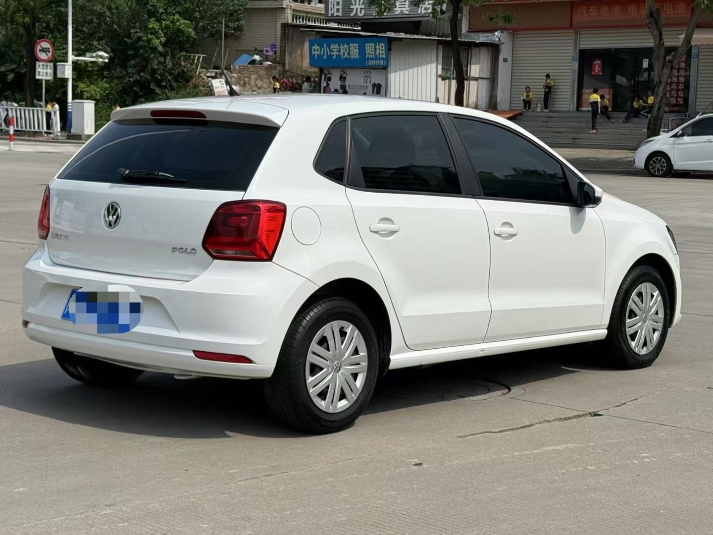 Volkswagen Polo 2017 car image #8