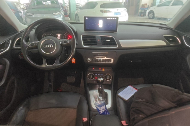 Audi Q3 2016 #11 Audi Q3 2016 car image #11