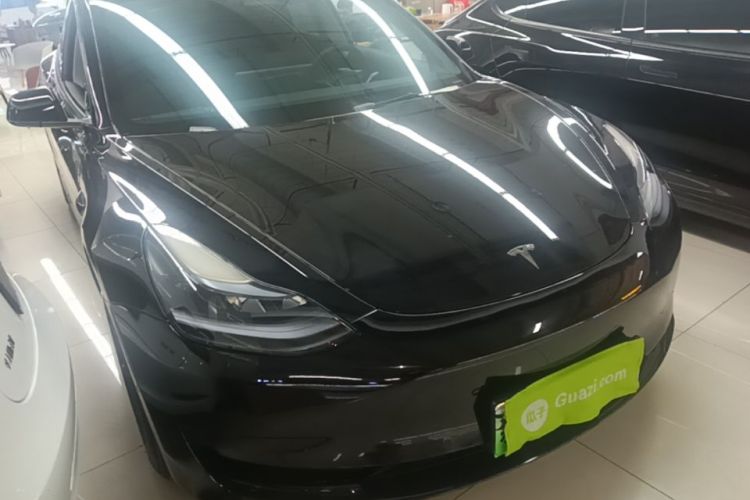 Tesla Model 3 2023 car image #4